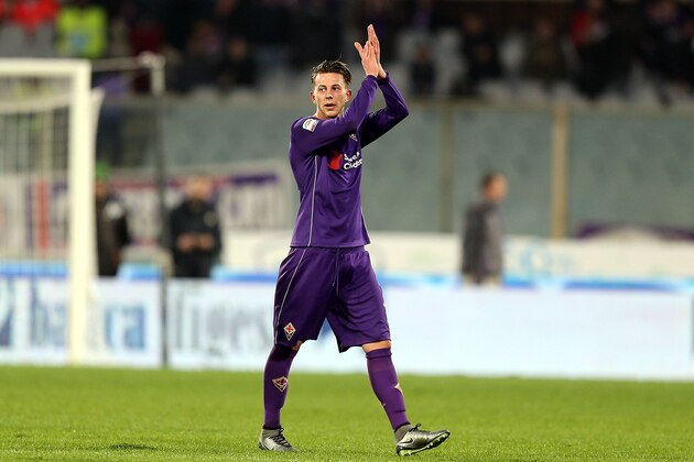 FLORENCE, ITALY - DECEMBER 06: Federico Bernardeschi of ACF Fiorentina reacts during the Serie A match between ACF Fiorentina and Udinese Calcio at Stadio Artemio Franchi on December 6, 2015 in Florence, Italy.  (Photo by Gabriele Maltinti/Getty Images)