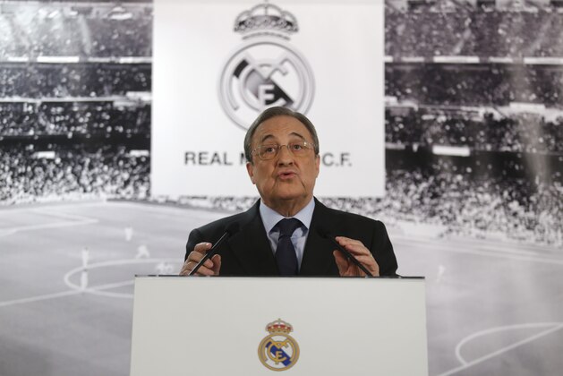 Real Madrid's President Florentino Perez talks to journalists during a news conference at the Santiago Bernabeu stadium in Madrid, Monday, Nov. 23, 2015. Perez appeared before the press two days after Real Madrid lost 0-4 against rival Barcelona. (AP Photo/Francisco Seco)
