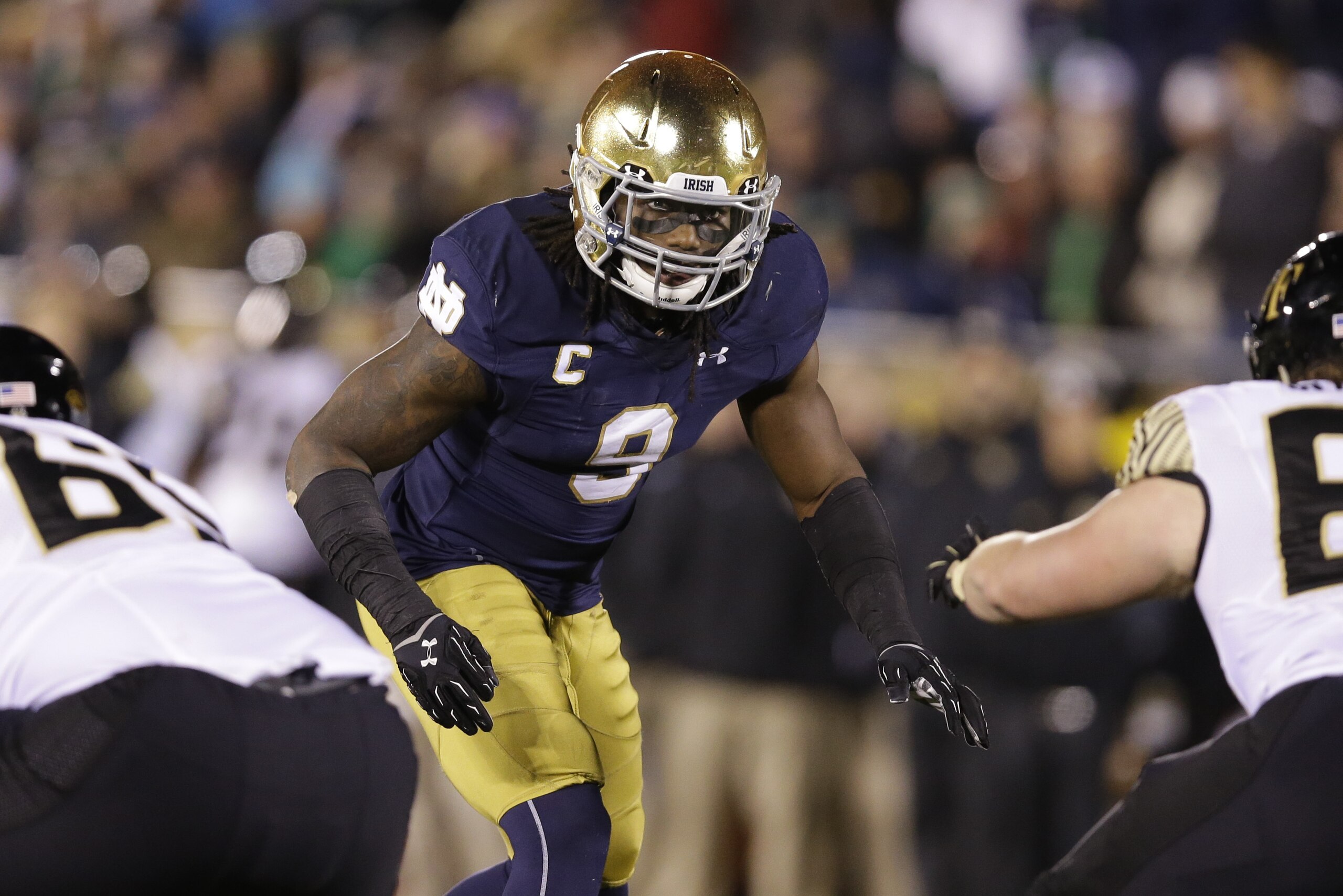 Notre Dame linebacker Jaylon Smith (9) during the second half of an NCAA college football game against Wake Forest in South Bend, Ind., Saturday, Nov. 14, 2015. Notre Dame defeated Wake Forest 28-7. (AP Photo/Michael Conroy) Notre Dame linebacker Jaylon Smith (9) during the second half of an NCAA college football game against Wake Forest in South Bend, Ind., Saturday, Nov. 14, 2015. Notre Dame defeated Wake Forest 28-7. (AP Photo/Michael Conroy)