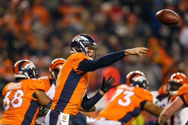 DENVER, CO - DECEMBER 28:  Quarterback Brock Osweiler #17 of the Denver Broncos passes against the Cincinnati Bengals during a game at Sports Authority Field at Mile High on December 28, 2015 in Denver, Colorado. (Photo by Justin Edmonds/Getty Images)