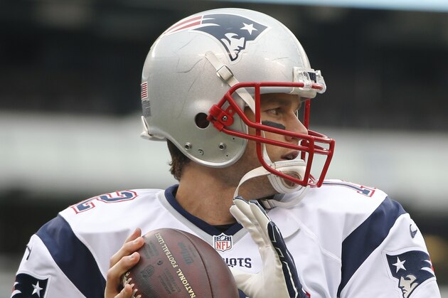 New England Patriots quarterback Tom Brady (12) throws a pass before an NFL football game against the New York Jets Sunday, Dec. 27, 2015, in East Rutherford, N.J.  (AP Photo/Kathy Willens)