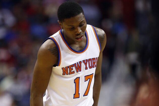 New York Knicks forward Cleanthony Early (17) comes off the court with an injury in the first half of an NBA basketball game against the Washington Wizards, Friday, April 3, 2015, in Washington. (AP Photo/Alex Brandon)