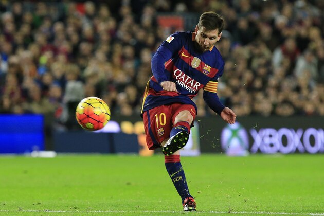 Barcelona's Argentinian forward Lionel Messi kicks the ball during the Spanish league football match FC Barcelona vs Real Betis Balompie at the Camp Nou stadium in Barcelona on December 30, 2015.   AFP PHOTO/ PAU BARRENA / AFP / PAU BARRENA        (Photo credit should read PAU BARRENA/AFP/Getty Images)
