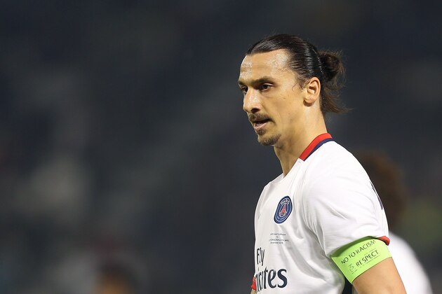 Paris Saint-Germain (PSG)'s Swedish forward Zlatan Ibrahimovic looks on during the friendly football match between PSG and Inter Milan at Jassim Bin Hamad Stadium in the Qatari capital Doha, on December 30, 2015. AFP PHOTO / KARIM JAAFAR / AFP / KARIM JAAFAR        (Photo credit should read KARIM JAAFAR/AFP/Getty Images)
