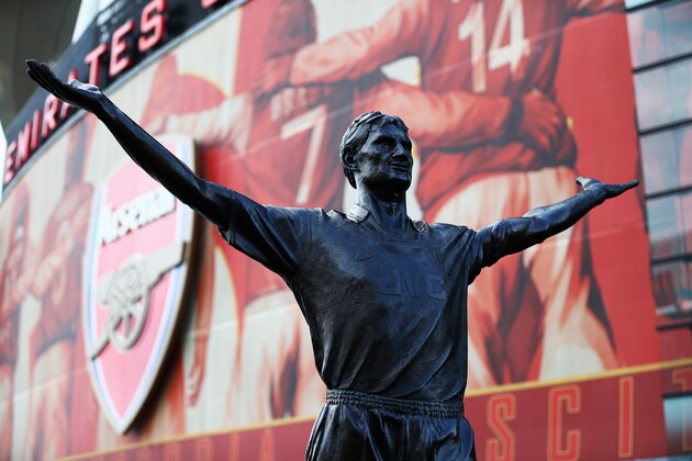 LONDON, ENGLAND - JANUARY 18:  Statue of former Arsenal player Tony Adams is seen outside the ground before the Barclays Premier League match between Arsenal and Fulham at Emirates Stadium on January 18, 2014 in London, England.  (Photo by Clive Mason/Getty Images)