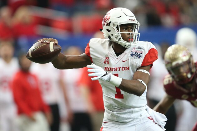 Houston quarterback Greg Ward Jr. (1) works against Florida State during the first half of the Peach Bowl NCAA college football game, Thursday, Dec. 31, 2015, in Atlanta. (AP Photo/John Bazemore)
