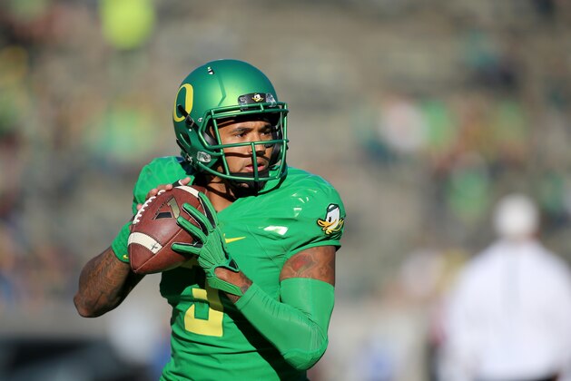 Oregon quarterback Vernon Adams Jr. (3) warms up before the start of an NCAA college football game against Utah, Saturday, Sept. 26, 2015, in Eugene, Ore. (AP Photo/Ryan Kang) Oregon quarterback Vernon Adams Jr. (3) warms up before the start of an NCAA college football game against Utah, Saturday, Sept. 26, 2015, in Eugene, Ore. (AP Photo/Ryan Kang)