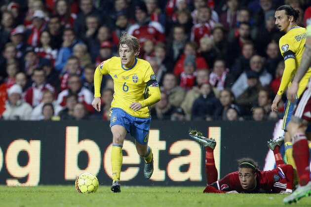 COPENHAGEN, DENMARK - NOVEMBER 17:  Emil Forsberg of Sweden in action during the UEFA EURO 2016 qualifier play-off second leg match between Denmark and Sweden at Telia Parken stadium on November 17, 2015 in Copenhagen, Denmark. (Photo by Jean Catuffe/Getty Images)