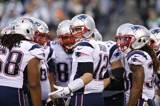 New England Patriots quarterback Tom Brady (12) looks to the sidelinesduring the second half of an NFL football game Sunday, Dec. 27, 2015, in East Rutherford, N.J. (AP Photo/Kathy Willens)