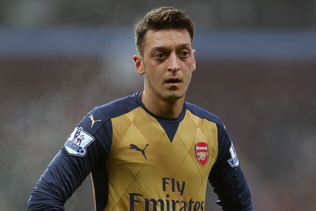 BIRMINGHAM, ENGLAND - DECEMBER 13:   Mesut Ozil of Arsenal during the Barclays Premier League match between Aston Villa and Arsenal at Villa Park on December 13, 2015 in Birmingham, England.  (Photo by James Baylis - AMA/Getty Images)