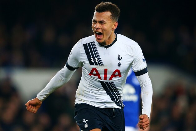 LIVERPOOL, ENGLAND - JANUARY 03:  Dele Alli of Tottenham Hotspur celebrates after scoring his team's first goal during the Barclays Premier League match between Everton and Tottenham Hotspur at Goodison Park on January 3, 2016 in Liverpool, England.  (Photo by Alex Livesey/Getty Images)