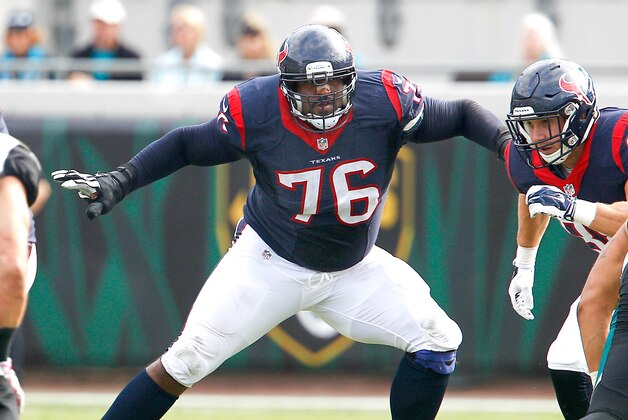 Oct 18, 2015; Jacksonville, FL, USA; Houston Texans tackle Duane Brown (76) blocks during the second half of a football game against the Jacksonville Jaguars at EverBank Field. Mandatory Credit: Reinhold Matay-USA TODAY Sports Oct 18, 2015; Jacksonville, FL, USA; Houston Texans tackle Duane Brown (76) blocks during the second half of a football game against the Jacksonville Jaguars at EverBank Field. Mandatory Credit: Reinhold Matay-USA TODAY Sports