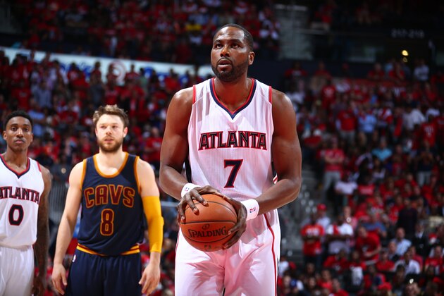 ATLANTA, GA - MAY 20:  Elton Brand #7 of the Atlanta Hawks shoots a free throw against the Cleveland Cavaliers in Game One of the Eastern Conference Finals during the 2015 NBA Playoffs on May 20, 2015 at Philips Arena in Atlanta, Georgia.  NOTE TO USER: User expressly acknowledges and agrees that, by downloading and/or using this Photograph, user is consenting to the terms and conditions of the Getty Images License Agreement. Mandatory Copyright Notice: Copyright 2015 NBAE (Photo by Nathaniel S. Butler/NBAE via Getty Images)
