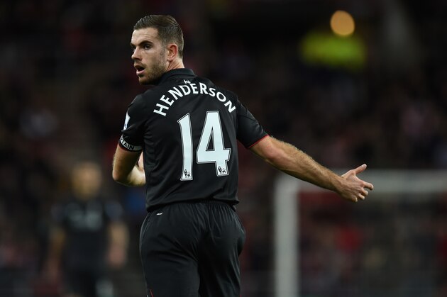 SUNDERLAND, ENGLAND - DECEMBER 30:  Jordan Henderson of Liverpool in action during the Barclays Premier League match between Sunderland and Liverpoool at Stadium of Light on December 30, 2015 in Sunderland, England.  (Photo by Stu Forster/Getty Images)