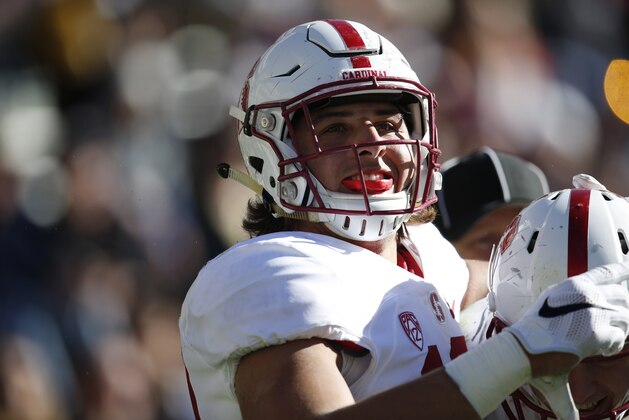 Stanford Cardinal tight end Austin Hooper (18) in the second half of an NCAA football game Saturday, Nov. 7, 2015, in Boulder, Colo. Stanford won 42-10. (AP Photo/David Zalubowski)