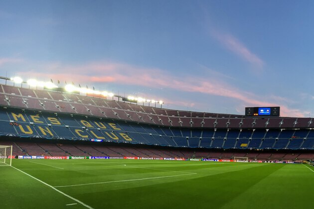 (L-R) during the Champions League match between FC Barcelona and AS Roma on November 24, 2015 at the Camp Nou stadium in Barcelona, Spain.(Photo by VI Images via Getty Images)