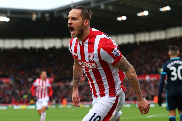 STOKE ON TRENT, ENGLAND - DECEMBER 05: Marko Arnautovic of Stoke City celebrates scoring his team's first goal during the Barclays Premier League match between Stoke City and Manchester City at Britannia Stadium on December 5, 2015 in Stoke on Trent, England.  (Photo by Alex Livesey/Getty Images)