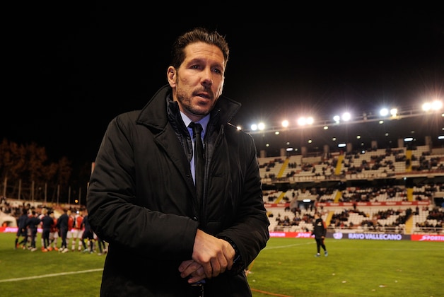 MADRID, SPAIN - JANUARY 06:  Head coach Diego Simeone of Club Atletico de Madrid walks to the players bench during the Copa del Rey, Round of 16 First Leg match, between Rayo Vallecano de Madrid and Club Atletico de Madrid at Estadio de Vallecas on January 6, 2016 in Madrid, Spain.  (Photo by Denis Doyle/Getty Images)