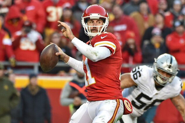 KANSAS CITY, MO - JANUARY 03:  Quarterback Alex Smith #11 of the Kansas City Chiefs drops back to pass against the Oakland Raiders during the first half on January 3, 2016 at Arrowhead Stadium in Kansas City, Missouri.  (Photo by Peter G. Aiken/Getty Images)