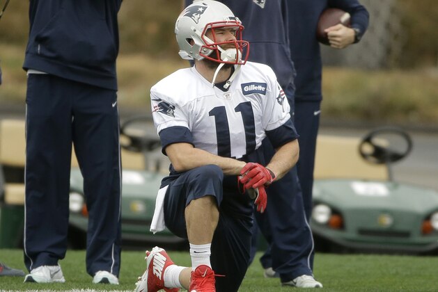 New England Patriots wide receiver Julian Edelman (11) warms up on the field during an NFL football practice, Wednesday, Dec. 23, 2015, in Foxborough, Mass. The Patriots are to play the New York Jets Sunday, Dec. 27, in East Rutherford, N.J. (AP Photo/Steven Senne)