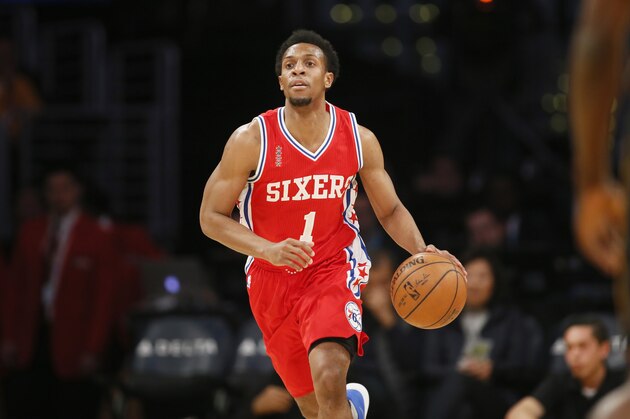 Philadelphia 76ers' Ish Smith dribbles against the Los Angeles Lakers during the first half of an NBA basketball game, Friday, Jan. 1, 2016, in Los Angeles. (AP Photo/Danny Moloshok)