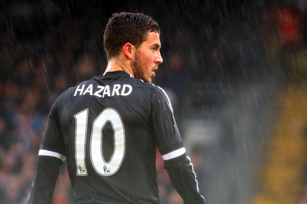 LONDON, ENGLAND - JANUARY 03:  Eden Hazard of Chelsea looks on during the Barclays Premier League match between Crystal Palace and Chelsea at Selhurst Park on January 3, 2016 in London, England.  (Photo by Catherine Ivill - AMA/Getty Images)