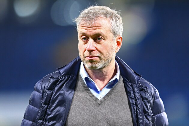 LONDON, ENGLAND - DECEMBER 19:  Chelsea owner Roman Abramovich looks on after their 3-1 win in the Barclays Premier League match between Chelsea and Sunderland at Stamford Bridge on December 19, 2015 in London, England.  (Photo by Clive Mason/Getty Images)