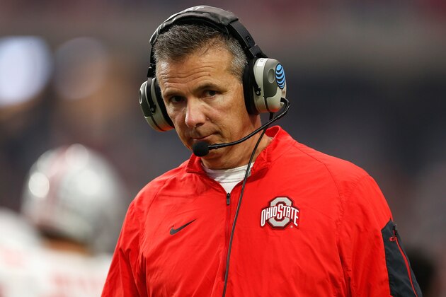 GLENDALE, AZ - JANUARY 01:  Head coach Urban Meyer of the Ohio State Buckeyes walks on the sideline during the second half of the BattleFrog Fiesta Bowl against the Notre Dame Fighting Irish at University of Phoenix Stadium on January 1, 2016 in Glendale, Arizona.  (Photo by Christian Petersen/Getty Images)