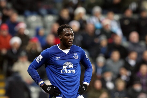 Everton's Romelu Lukaku during the English Premier League soccer match between Newcastle United and Everton at St James' Park, Newcastle, England, Saturday, Dec. 26, 2015. (AP Photo/Scott Heppell) Everton's Romelu Lukaku during the English Premier League soccer match between Newcastle United and Everton at St James' Park, Newcastle, England, Saturday, Dec. 26, 2015. (AP Photo/Scott Heppell)