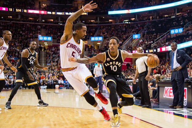 CLEVELAND, OH - JANUARY 4: J.R. Smith #5 of the Cleveland Cavaliers guards DeMar DeRozan #10 of the Toronto Raptors during the first half at Quicken Loans Arena on January 4, 2016 in Cleveland, Ohio. NOTE TO USER: User expressly acknowledges and agrees that, by downloading and/or using this photograph, user is consenting to the terms and conditions of the Getty Images License Agreement. Mandatory copyright notice. (Photo by Jason Miller/Getty Images)