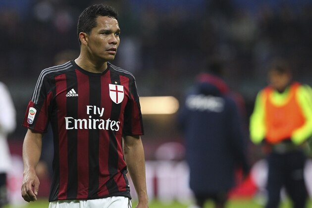 MILAN, ITALY - JANUARY 06:  Carlos Bacca of AC Milan shows his dejection at the end of the Serie A match between AC Milan and Bologna FC at Stadio Giuseppe Meazza on January 6, 2016 in Milan, Italy.  (Photo by Marco Luzzani/Getty Images)
