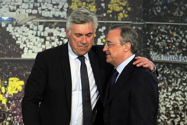 MADRID, SPAIN - JUNE 26:  Real Madrid president Florentino Perez (R) presents Carlo Ancelotti as Real's new head coach at Estadio Bernabeu on June 26, 2013 in Madrid, Spain.  (Photo by Denis Doyle/Getty Images)