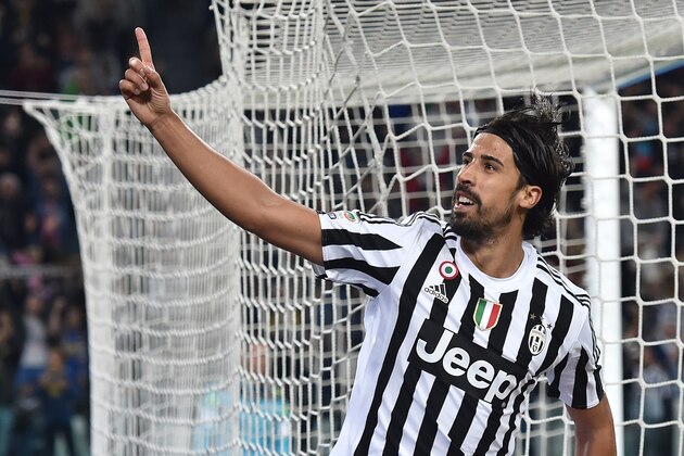 TURIN, ITALY - OCTOBER 04:  Sami Khedira of Juventus FC celebrates a goal during the Serie A match between Juventus FC and Bologna FC at Juventus Arena on October 4, 2015 in Turin, Italy.  (Photo by Valerio Pennicino/Getty Images)