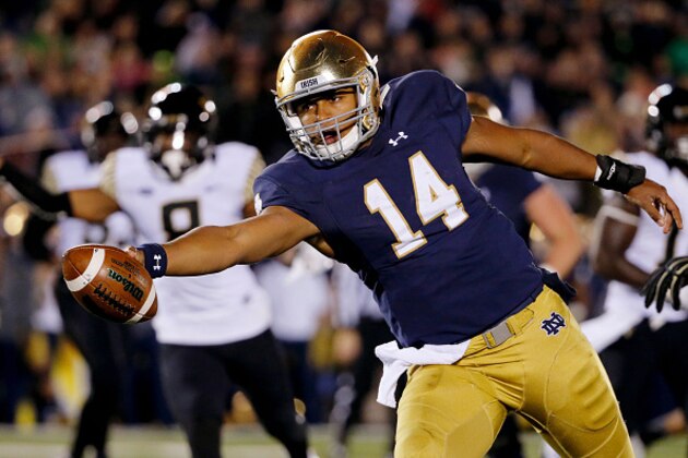 SOUTH BEND, IN - NOVEMBER 14: DeShone Kizer