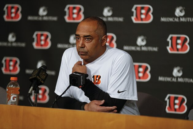 Cincinnati Bengals head coach Marvin Lewis during a press conference following an NFL wild-card playoff football game against the Pittsburgh Steelers Sunday, Jan. 10, 2016, in Cincinnati. Pittsburgh won 18-16. (AP Photo/Gary Landers)