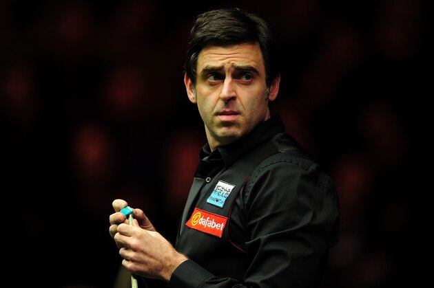 LONDON, ENGLAND - JANUARY 12: Ronnie O'Sullivan of England looks on during his round one match against Mark Williams of Wales during Day Three of The Dafabet Masters at Alexandra Palace on January 12, 2016 in London, England. (Photo by Dan Mullan/Getty Images) LONDON, ENGLAND - JANUARY 12: Ronnie O'Sullivan of England looks on during his round one match against Mark Williams of Wales during Day Three of The Dafabet Masters at Alexandra Palace on January 12, 2016 in London, England. (Photo by Dan Mullan/Getty Images)