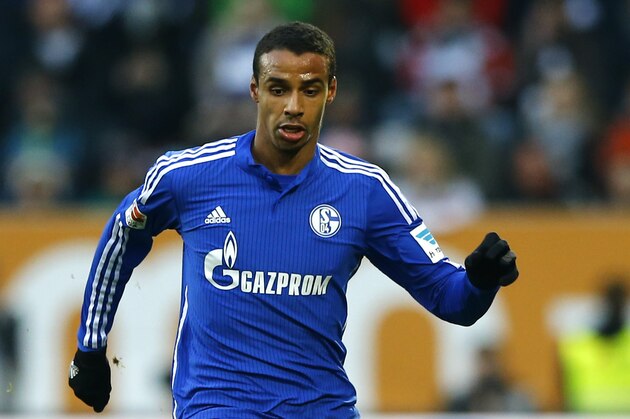 Schalke's Joel Matip controls the ball during the German Bundesliga soccer match between FC Augsburg and FC Schalke 04 at the WWK Arena stadium in Augsburg, Germany, Sunday, Dec. 13, 2015. (AP Photo/Matthias Schrader) Schalke's Joel Matip controls the ball during the German Bundesliga soccer match between FC Augsburg and FC Schalke 04 at the WWK Arena stadium in Augsburg, Germany, Sunday, Dec. 13, 2015. (AP Photo/Matthias Schrader)