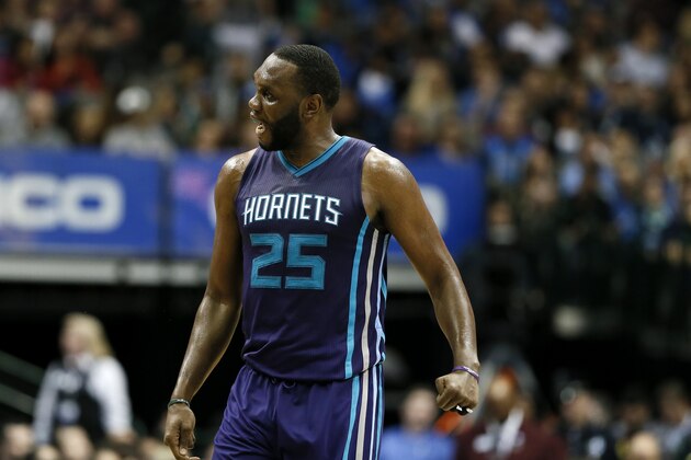 Charlotte Hornets' Al Jefferson (25) celebrates a score against the Dallas Mavericks during an NBA basketball game Thursday, Nov. 5, 2015, in Dallas. (AP Photo/Tony Gutierrez)