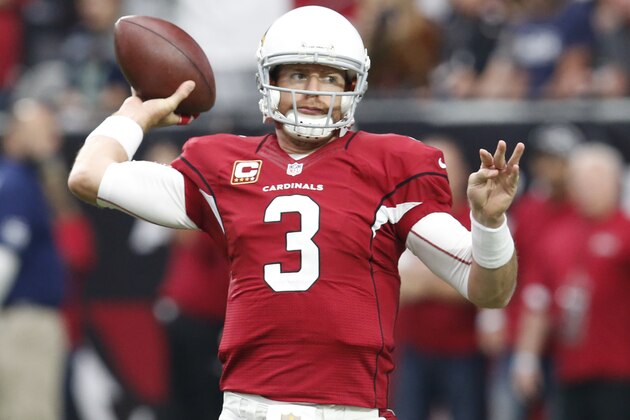 Arizona Cardinals quarterback Carson Palmer (3) warms up prior to an NFL football game against the Seattle Seahawks, Sunday, Jan. 3, 2016, in Glendale, Ariz. (AP Photo/Rick Scuteri)