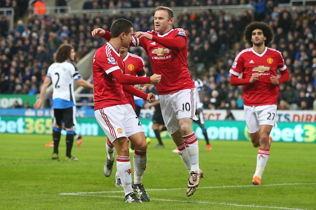 NEWCASTLE, ENGLAND - JANUARY 12:  Wayne Rooney of Manchester United celebrates scoring during the Barclays Premier League match between Newcastle and Manchester United at St James Park on January 12, 2016 in Newcastle, England. (Photo by Ian MacNicol/Getty images)