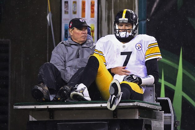 CINCINNATI, OH - JANUARY 09:  Ben Roethlisberger #7 of the Pittsburgh Steelers is carted off the field after being injured in the third quarter against the Cincinnati Bengals during the AFC Wild Card Playoff game at Paul Brown Stadium on January 9, 2016 in Cincinnati, Ohio.  (Photo by Andy Lyons/Getty Images)