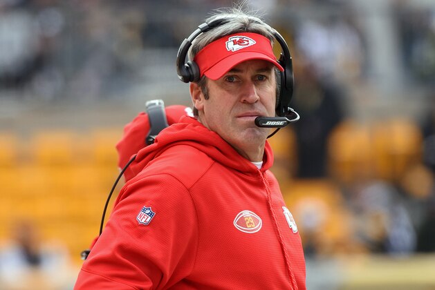 PITTSBURGH, PA - DECEMBER 21:  Offensive coordinator Doug Pederson of the Kansas City Chiefs looks on from the sideline during a game against the Pittsburgh Steelers at Heinz Field on December 21, 2014 in Pittsburgh, Pennsylvania.  The Steelers defeated the Chiefs 20-12. (Photo by George Gojkovich/Getty Images)