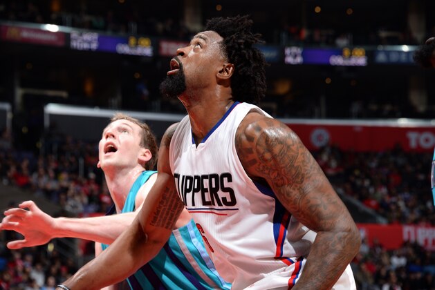 LOS ANGELES, CA - JANUARY 9: DeAndre Jordan #6 of the Los Angeles Clippers boxes out during the game against Cody Zeller #40 of the Charlotte Hornets on January 9, 2016 at STAPLES Center in Los Angeles, California. NOTE TO USER: User expressly acknowledges and agrees that, by downloading and/or using this Photograph, user is consenting to the terms and conditions of the Getty Images License Agreement. Mandatory Copyright Notice: Copyright 2016 NBAE (Photo by Andrew D. Bernstein/NBAE via Getty Images)