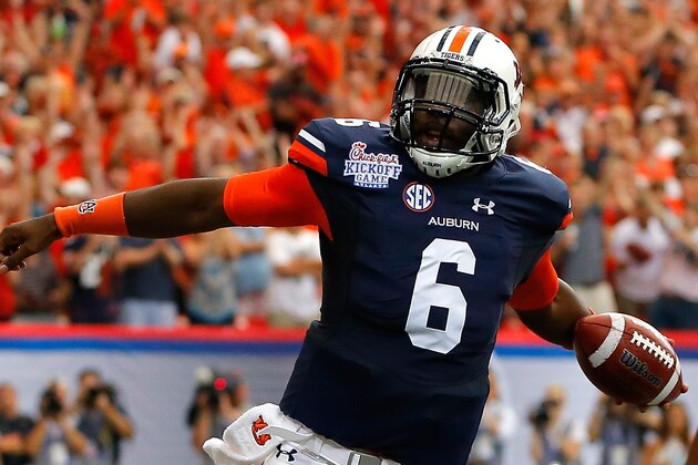 ATLANTA, GA - SEPTEMBER 05:  Jeremy Johnson #6 of the Auburn Tigers reacts after scoring a touchdown against the Louisville Cardinals at Georgia Dome on September 5, 2015 in Atlanta, Georgia.  (Photo by Kevin C. Cox/Getty Images)
