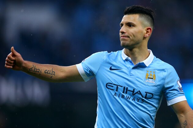 MANCHESTER, ENGLAND - JANUARY 16:  Sergio Aguero of Manchester City celebrates after scoring his team's second goal during the Barclays Premier League match between Manchester City and Crystal Palace at Etihad Stadium on January 16, 2016 in Manchester, England.  (Photo by Alex Livesey/Getty Images)