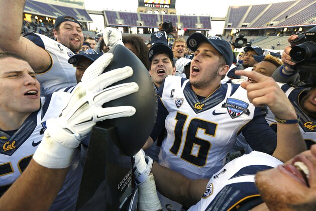 California quarterback Jared Goff (16) and his teammates celebrate after California defeated Air Force 55-36 in the Armed Forces Bowl NCAA college football game, Tuesday, Dec. 29, 2015, in Fort Worth, Texas.  (AP Photo/Ron Jenkins)