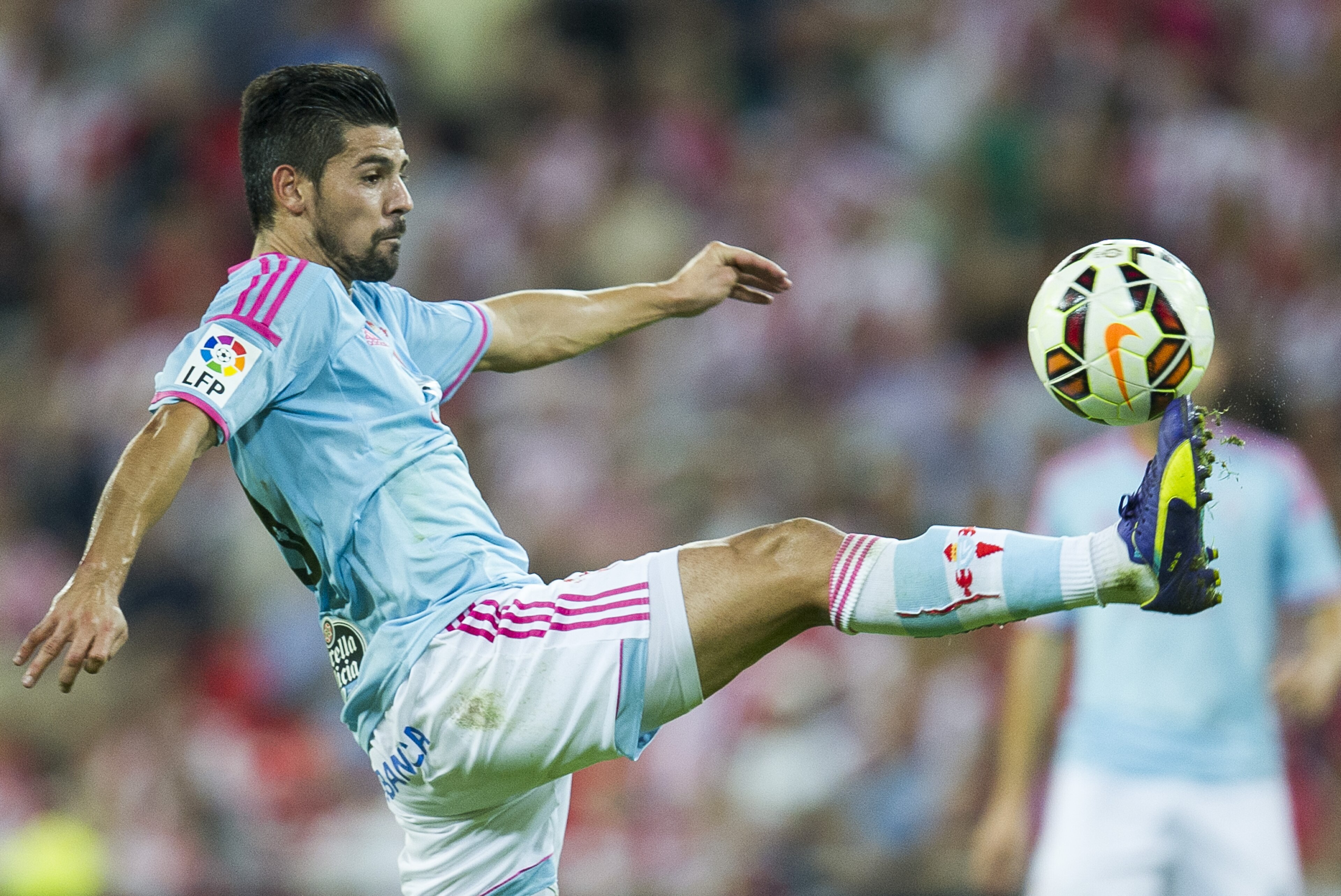 BILBAO, SPAIN - OCTOBER 18: Manuel Agudo 'Nolito' of Celta de Vigo controls the ball during the La Liga match between Athletic Club and Celta de Vigo at San Mames Stadium on October 18, 2014 in Bilbao, Spain.  (Photo by Juan Manuel Serrano Arce/Getty Images)