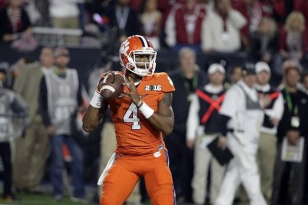 Clemson's Deshaun Watson (4) throws during the first half of the NCAA college football playoff championship game against Alabama, Monday, Jan. 11, 2016, in Glendale, Ariz. (AP Photo/Chris Carlson)