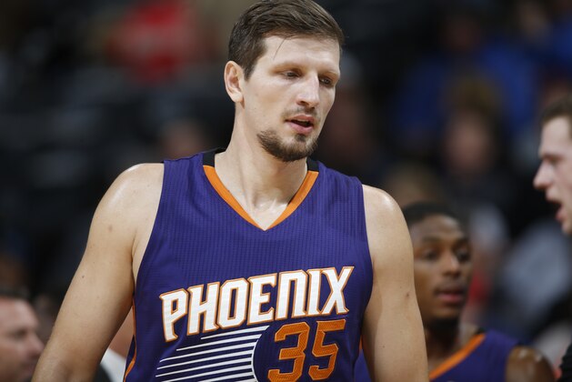 Phoenix Suns forward Mirza Teletovic (35), of Bosnia & Herzegovina, in the second half of an NBA basketball game Friday, Nov. 20, 2015, in Denver. Phoenix won 114-107. (AP Photo/David Zalubowski)