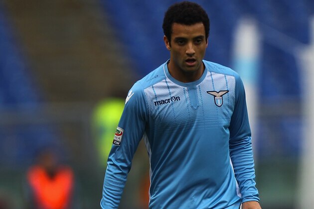 ROME, ITALY - NOVEMBER 22:  Felipe Anderson of SS Lazio in action during the Serie A match between SS Lazio and US Citta di Palermo at Stadio Olimpico on November 22, 2015 in Rome, Italy.  (Photo by Paolo Bruno/Getty Images)